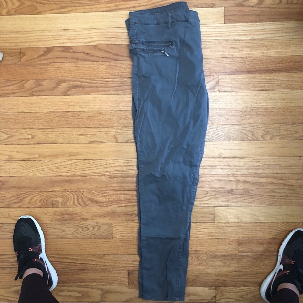 Grey skinny pants NY&co